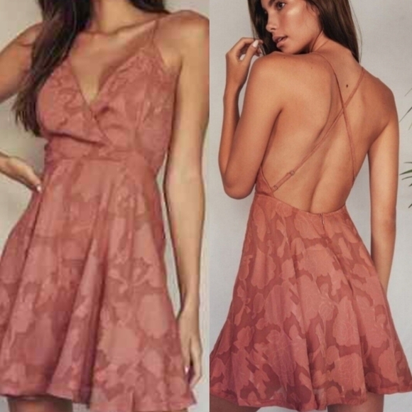 Lulu's Skater Fit Flare Dress Women's Medium Pink Dress - Picture 1 of 15
